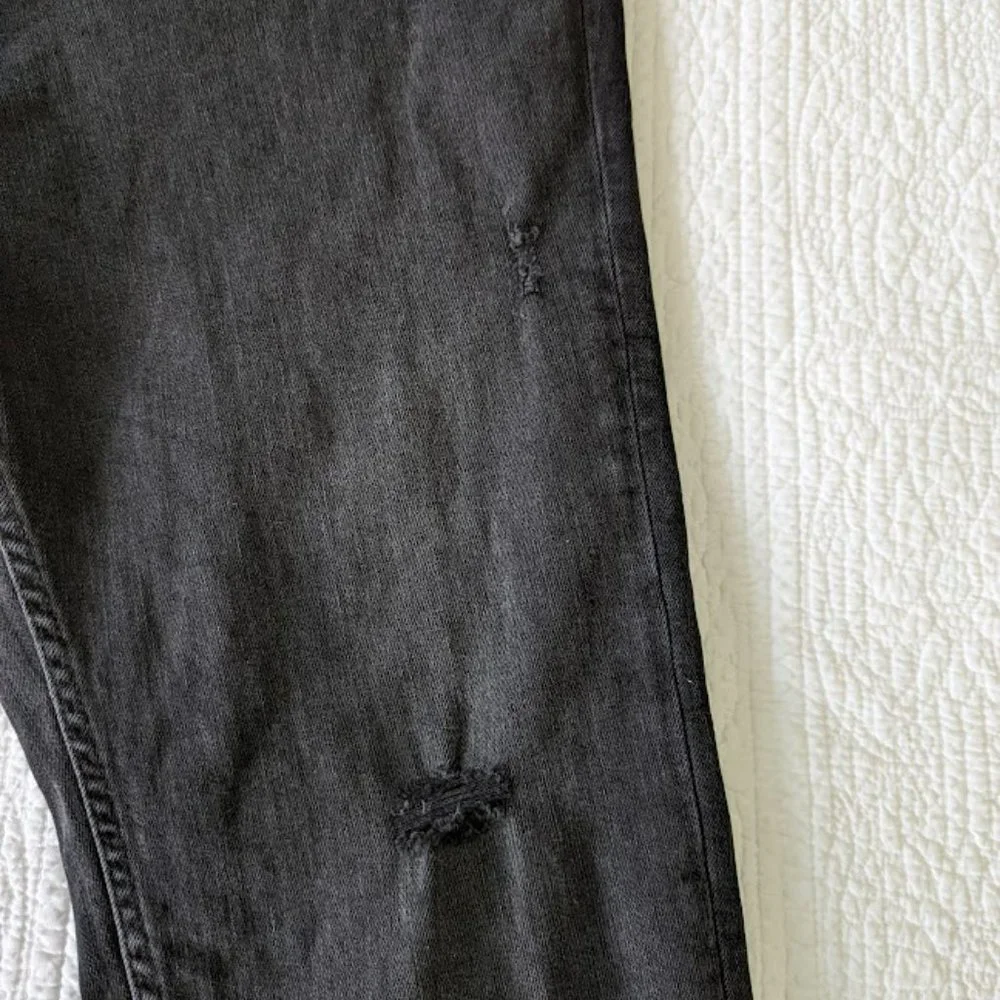 NWT Zara Skinny Cropped Fit Distressed Jeans - Size 36 - Picture 7 of 9